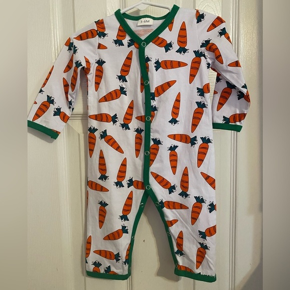 New Easter Carrot Romper - Picture 1 of 7